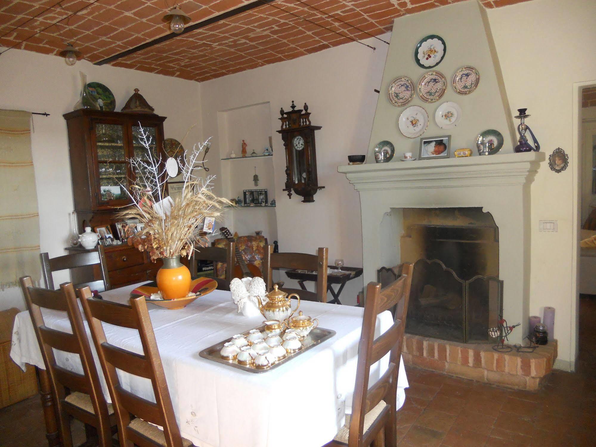 Ca' Norino Acomodação com café da manhã Camagna Monferrato Exterior foto